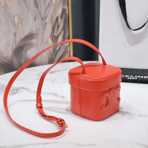 BORSA A TRACOLLA SQUARE BOX 11 IN PELLE DI VITELLO ARANCIONE FUOCO