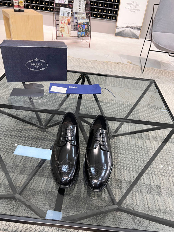 PRA BRUSHED BLACK LEATHER DERBY BROGUE SHOES