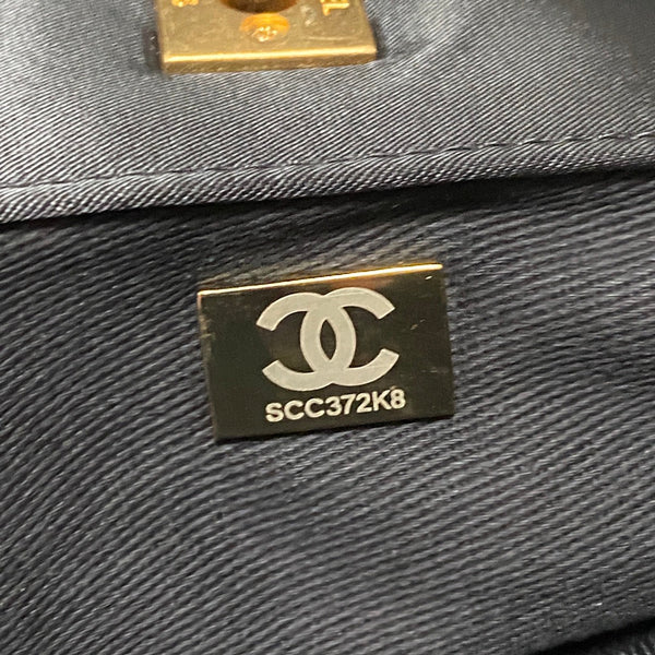 TOTE BAG 42 IN BLACK NYLON GOLD HARDWARE