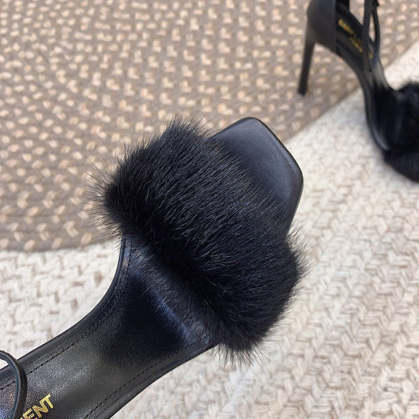 HIGH HEELS SQUARE TOE IN BLACK MINK FUR