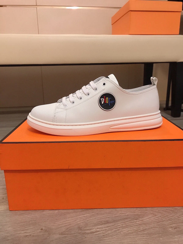 CD B23 LOW-TOP CIRCLE ICON SNEAKER WHITE CALFSKIN