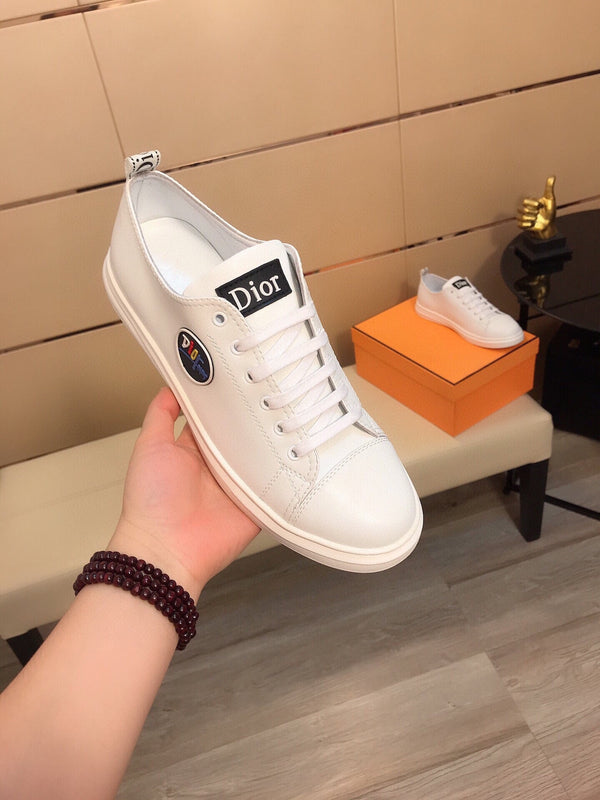 CD B23 LOW-TOP CIRCLE ICON SNEAKER WHITE CALFSKIN