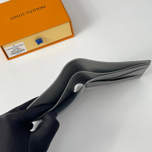 Portafoglio multiplo LV M81383 Monogram Shadow in pelle di vitello 221627