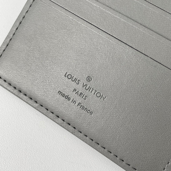 Portafoglio multiplo LV M81383 Monogram Shadow in pelle di vitello 221627