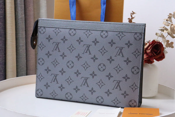 LV M30840 Pochette Voyage MM Grey Monogram Canvas 217075
