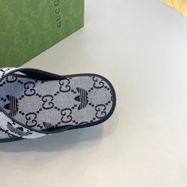 GG x Adidas Men's Thong Sandals Grey Canvas 558901