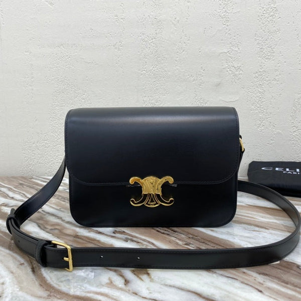CLASSIQUE TRIOMPHE 22 PELLE DI VITELLO NERA ORO