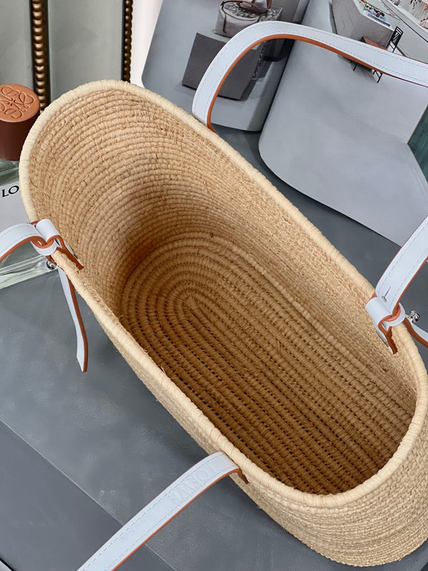 SMALL SQUARE 28 BASKET BAG IN RAFFIA AND WHITE CALFSKIN