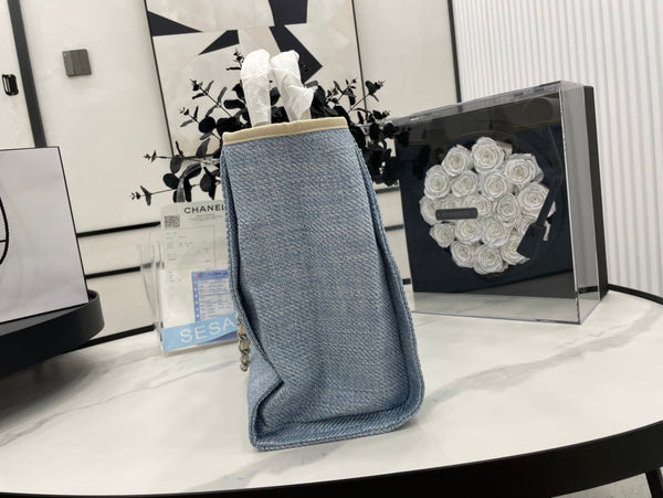 Borsa CC Deauville in tweed, pelle beige chiaro, finiture in argento 15