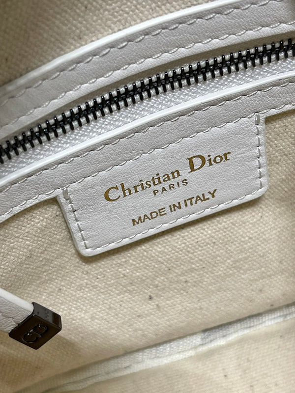 BORSA VIBE HOBO 22 IN PELLE DI VITELLO BIANCA