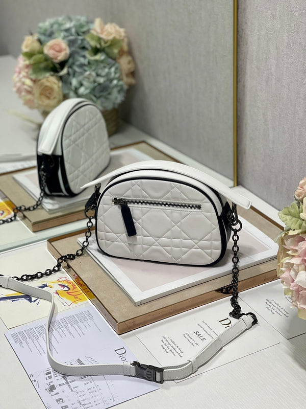 BORSA VIBE HOBO 22 IN PELLE DI VITELLO BIANCA