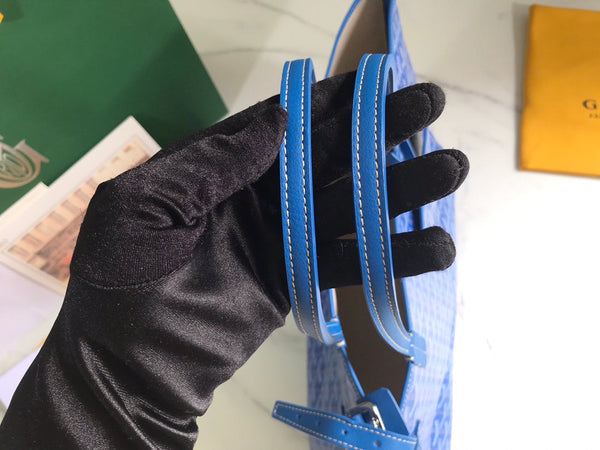 CHIEN GRIS BAG 33 IN SAPPHIRE BLUE GOYARDINE CANVAS AND TAN CALFSKIN TRIM