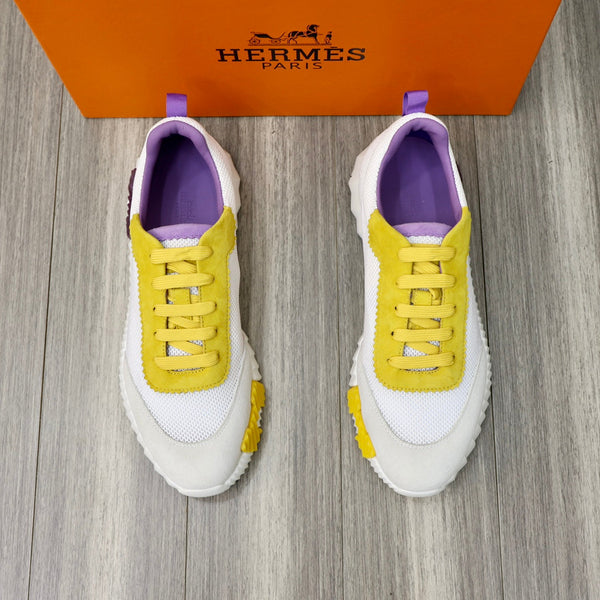 HM BOUNCING SNEAKER CLOUD AND YELLOW BREATHABLE FABRIC