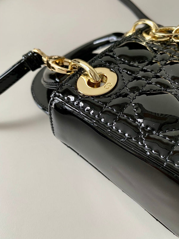 micro lady 12 pelle di vitello verniciata nera