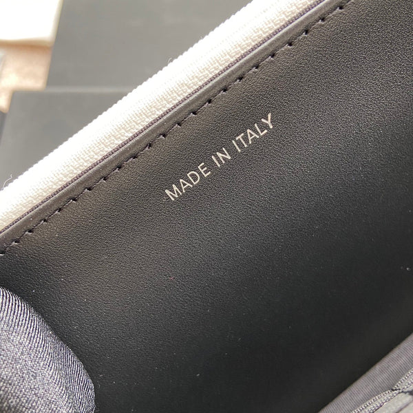 CC Classic Woc 20cm Pelle di vitello grana bianca Hardware nero