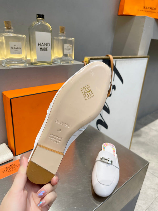 0Z MULE WHITE CALFSKIN WITH PATTERN