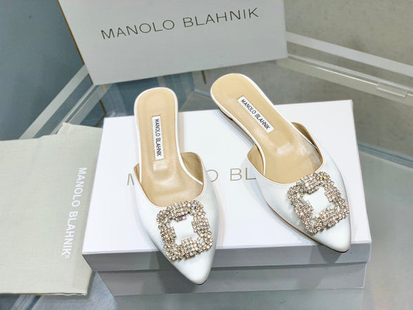 Manolo Buckle Flats Mules White Silk 327510