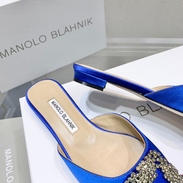 Manolo Buckle Flast Mules Navy Blue Silk 327512