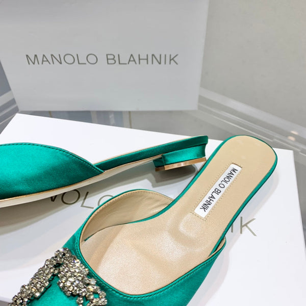 Manolo Buckle Flast Mules Green Silk 327517