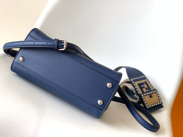 Sac Peekaboo Mini Selleria 23 cm en cuir bleu avec surpiqûres sellier ton sur ton