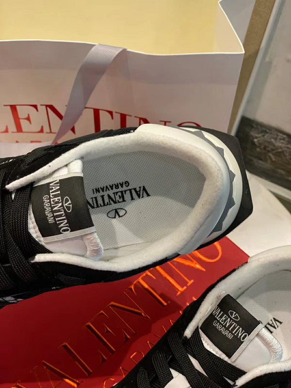 Lace And Mesh Lacerunner Sneaker In Black Mix White 994617