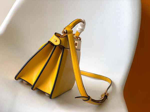 Peekaboo ISeeU Petite 20 Sac Cuir d'agneau jaune GHW