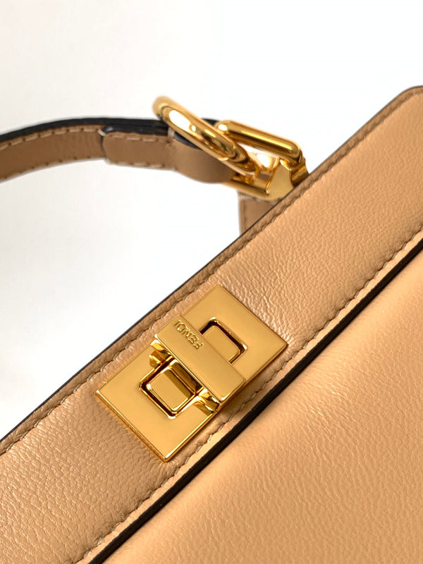 Sac Peekaboo ISeeU Petite 20 en cuir d'agneau marron clair avec finitions dorées