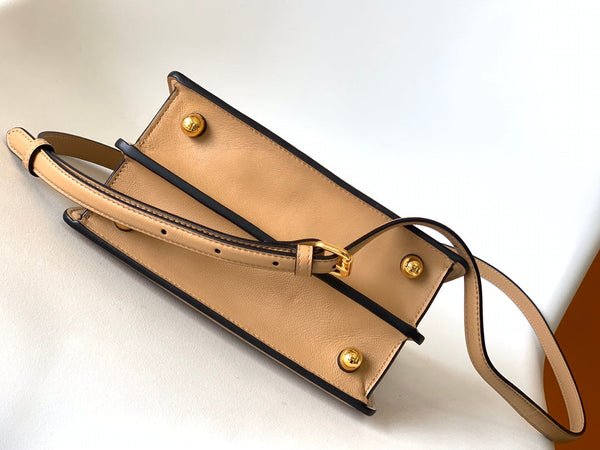 Sac Peekaboo ISeeU Petite 20 en cuir d'agneau marron clair avec finitions dorées