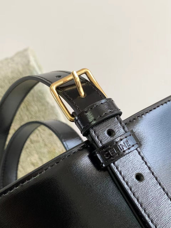 BUCKET TRIOMPHE 25 BLACK CALFSKIN BAG