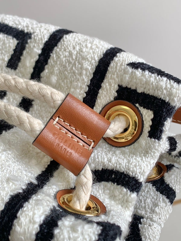 TRIPHOME 19 TESSUTO RICAMATO NERO BIANCO