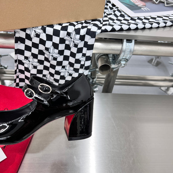 cl miss jane black patent calfskin