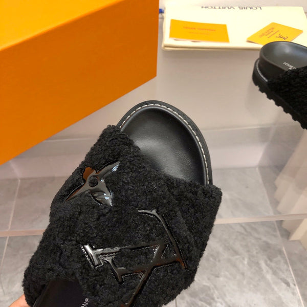 LV Paseo Flat Comfort Mule Black Fleece