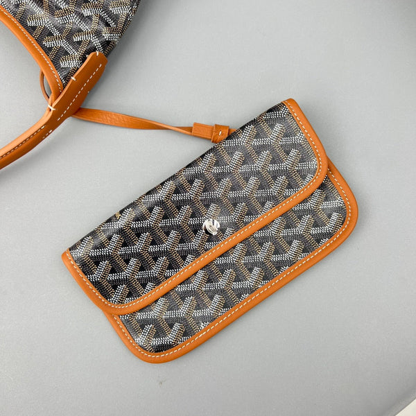 HOBO BOHÈME 34 IN BROWN GOYARDINE CANVAS AND CALFSKIN