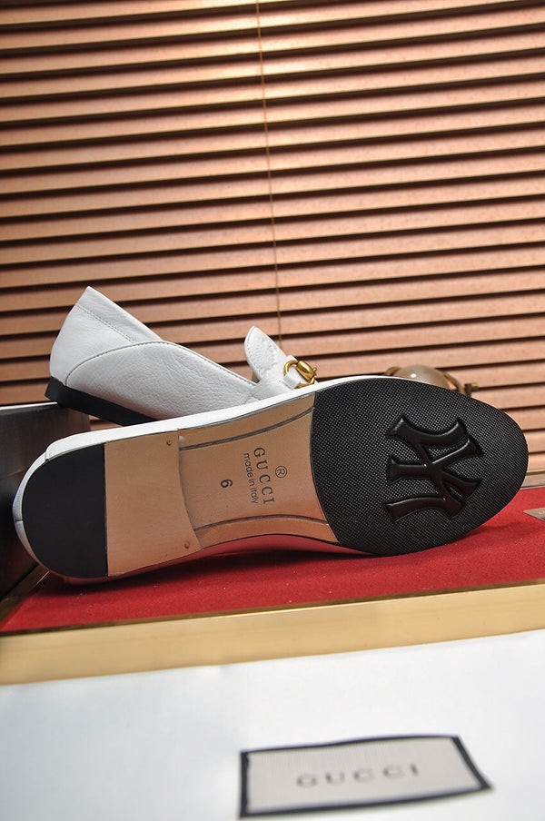 Mocassino Jordaan da uomo GG in pelle di vacchetta bianca 726294