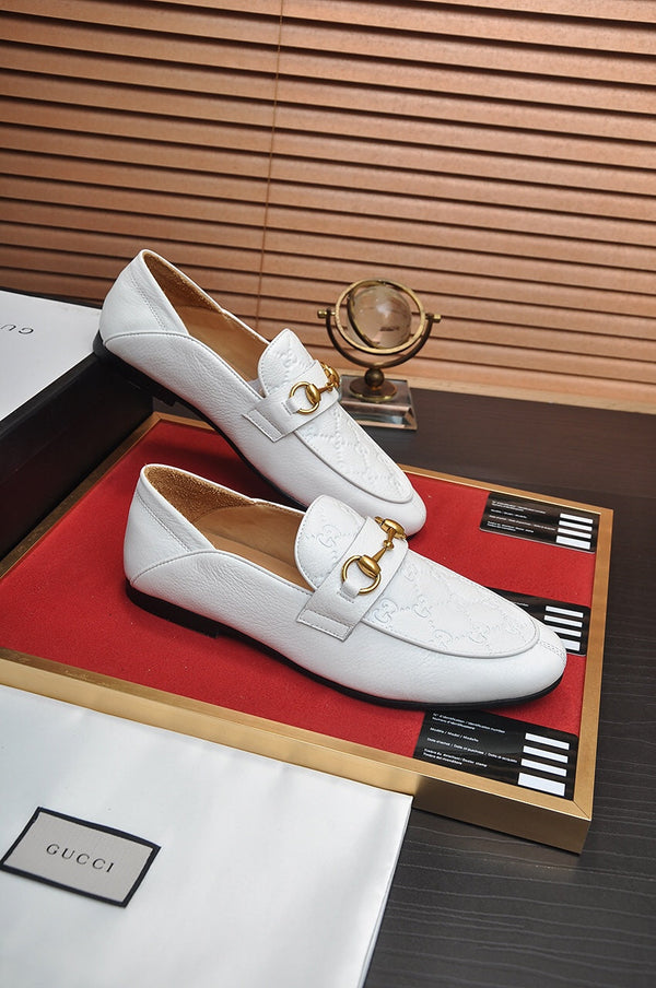 Mocassino Jordaan da uomo GG in pelle di vacchetta bianca 726294