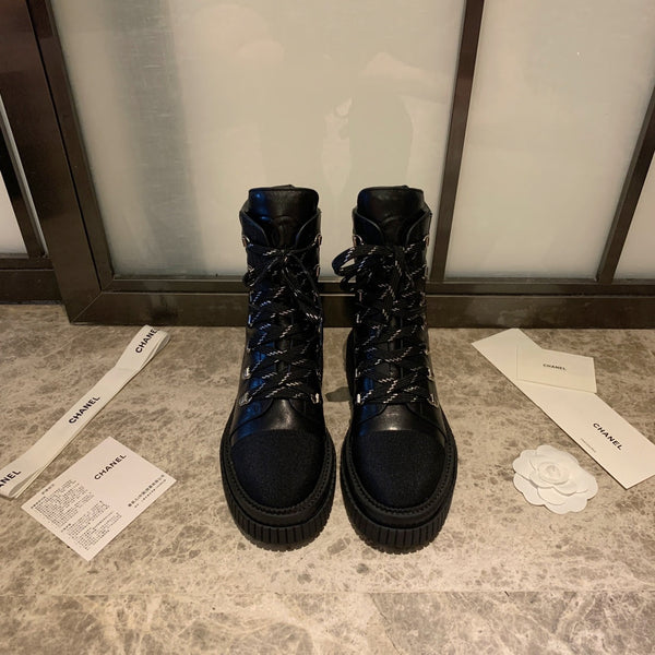 CC Combat Boots 50mm In Black Glossy Calfskin Quilted And Lycra Fabric 940073