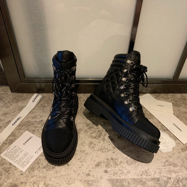 CC Combat Boots 50mm In Black Calfskin Quilted And Lycra Fabric 940072