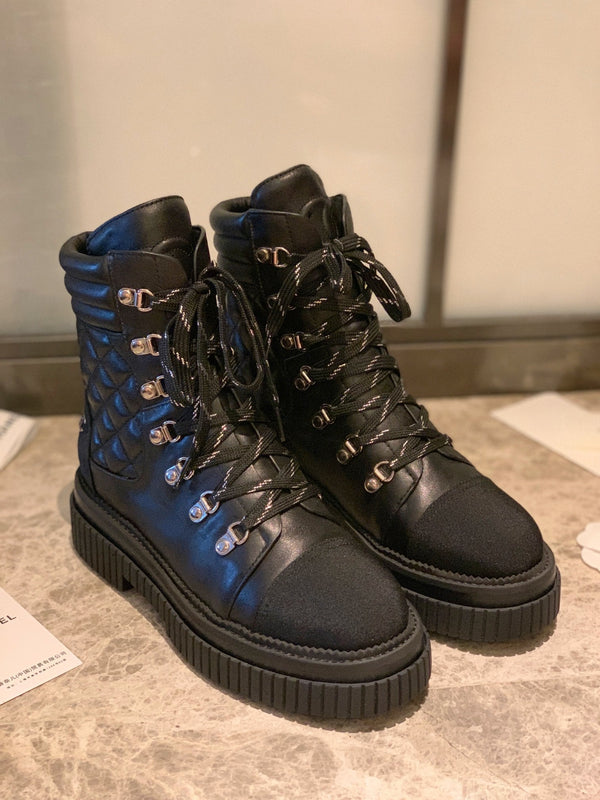 CC Combat Boots 50mm In Black Calfskin Quilted And Lycra Fabric 940072