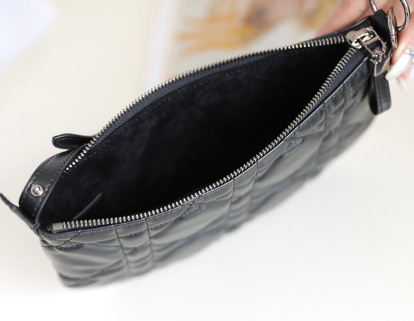 MINI CARO BAG 25 IN PELLE DI AGNELLO NERA