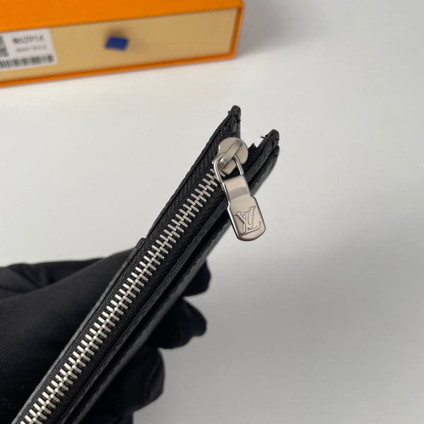 LV M62914 Coin Card Holder Black Taiga Leather 221511