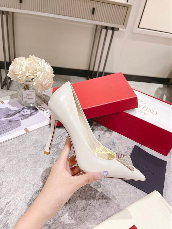 VT 25 Toe Pumps Diamond White Sheepskin