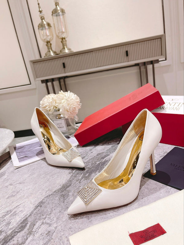 VT 25 Toe Pumps Diamond White Sheepskin