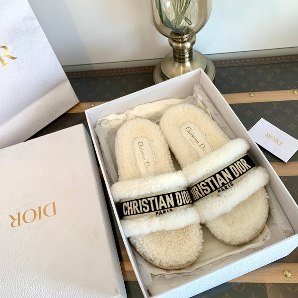 CD Dway Slide Black White Fleece Lining And Canvas Fabric