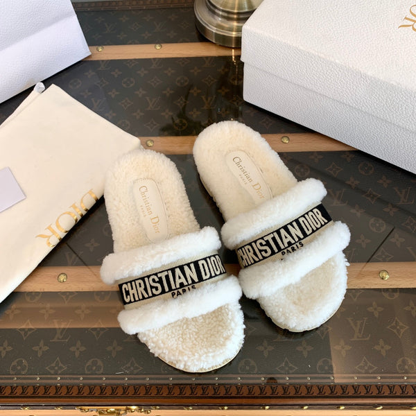 CD Dway Slide Black White Fleece Lining And Canvas Fabric