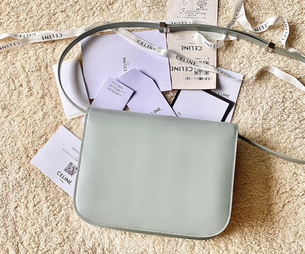 CELINE MEDIUM CLASSIQUE BAG 24CM LIGHT GREEN CALFSKIN