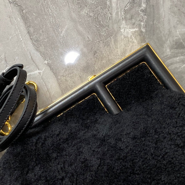 FENDI FIRST MINI 26 BAG IN LANA NERA CON FERRAMENTA ORO