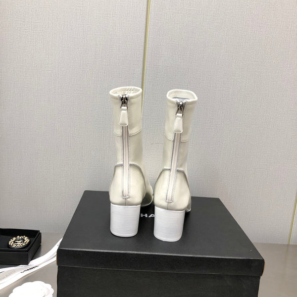 STIVALETTI CON TACCO A BLOCCO IN PELLE DI VITELLO BIANCA