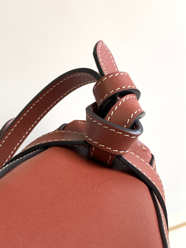 TRIOMPHE CLASSIC 25 CINNAMON BROWN CALFSIN