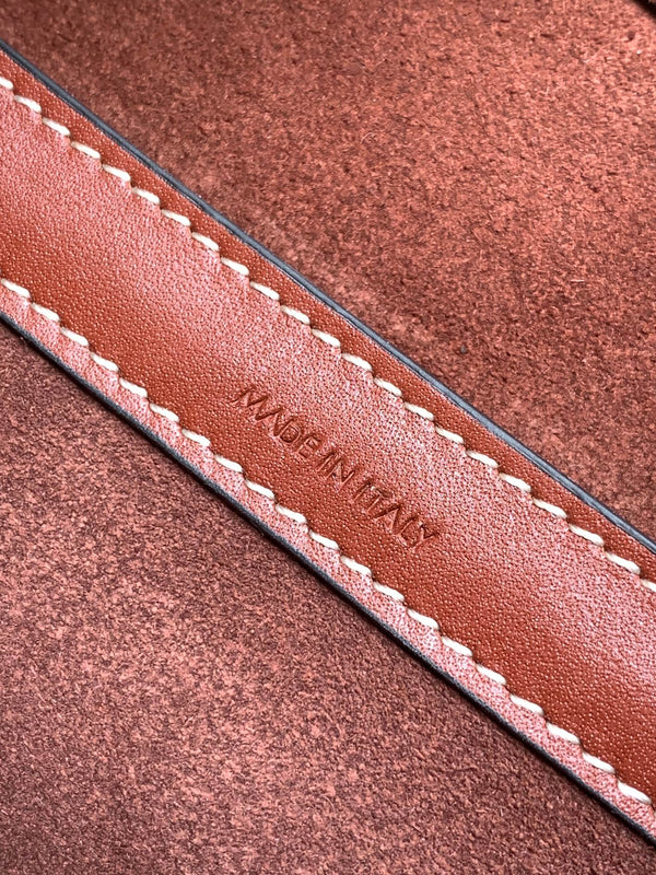 TRIOMPHE CLASSIC 25 CINNAMON BROWN CALFSIN