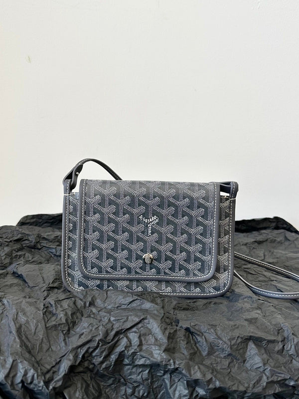 PORTAFOGLIO PLUMET POCKET 20 IN TELA GOYARDINE GRIGIA NERA E FINITURE IN PELLE DI AGNELLO